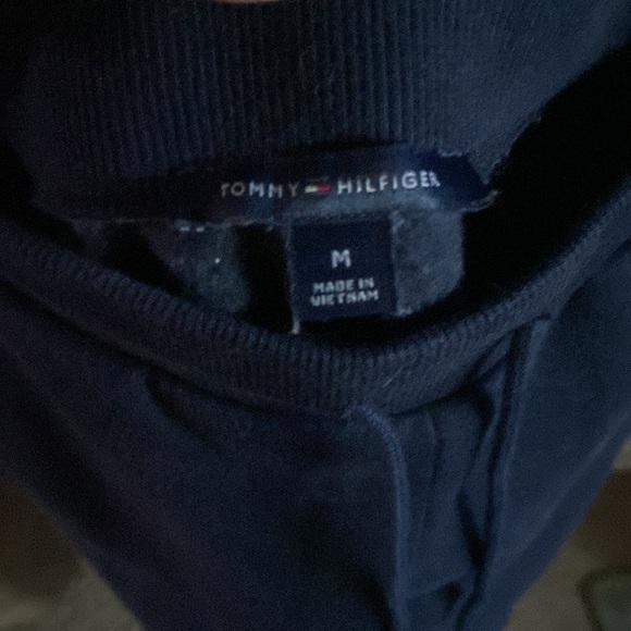 Tommy Hilfiger Sweat Jacket and Sweat Pants - Picture 5 of 7